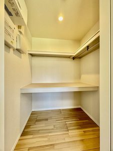 Ｐｒｏｍｅｎａｄｅ西草深 0202号-9