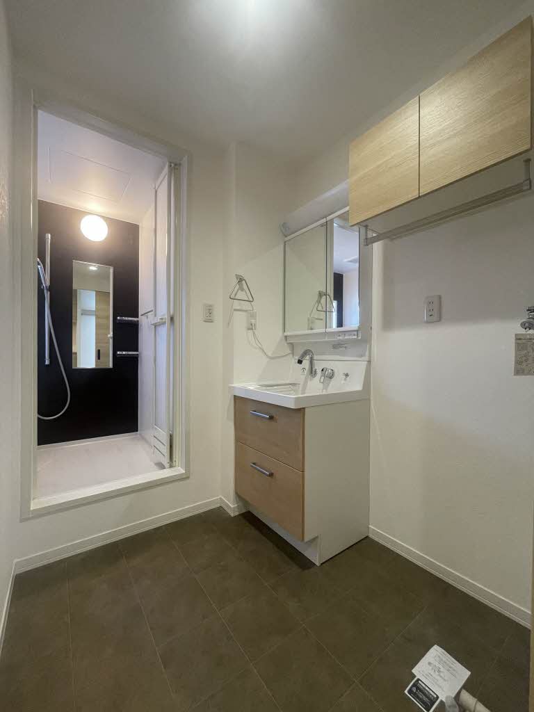 ソレーユ曙 E201号-8