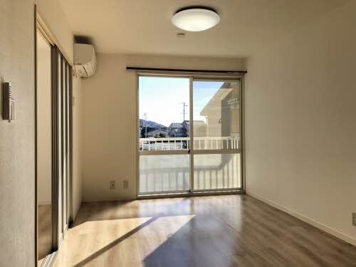 ファミール豊岡 A202号-2