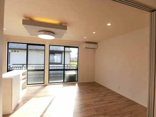 セントラル・ビラ・スズカ B201号-7