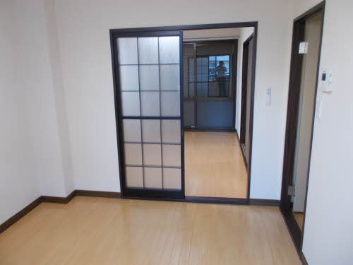 エクセール南八幡 B102号-5