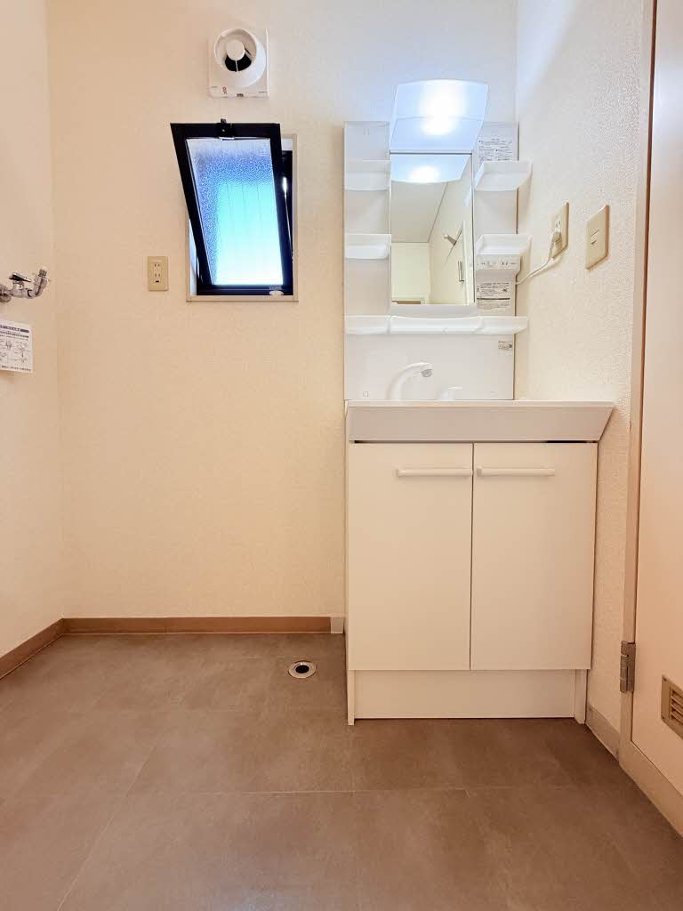 エステートこやまＳＥ E201号-9