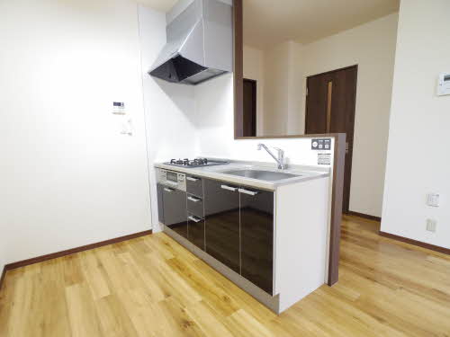 ピースフル愛宕 C102号-3