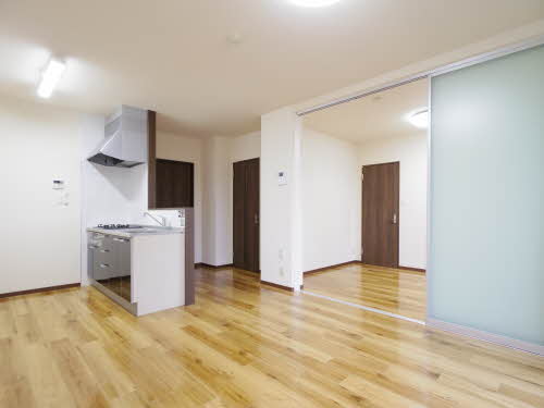 ピースフル愛宕 C102号-4