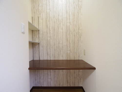 ピースフル愛宕 C102号-6