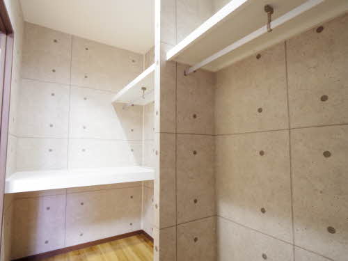 ピースフル愛宕 C102号-7