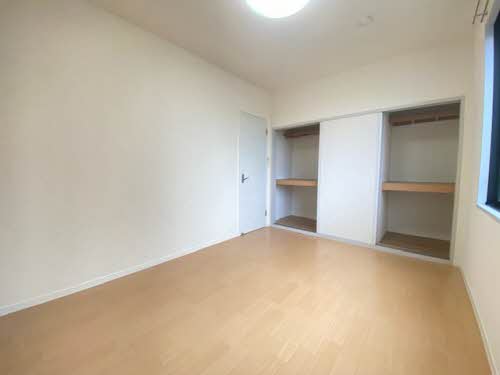 ピースフル愛宕 D101号-8