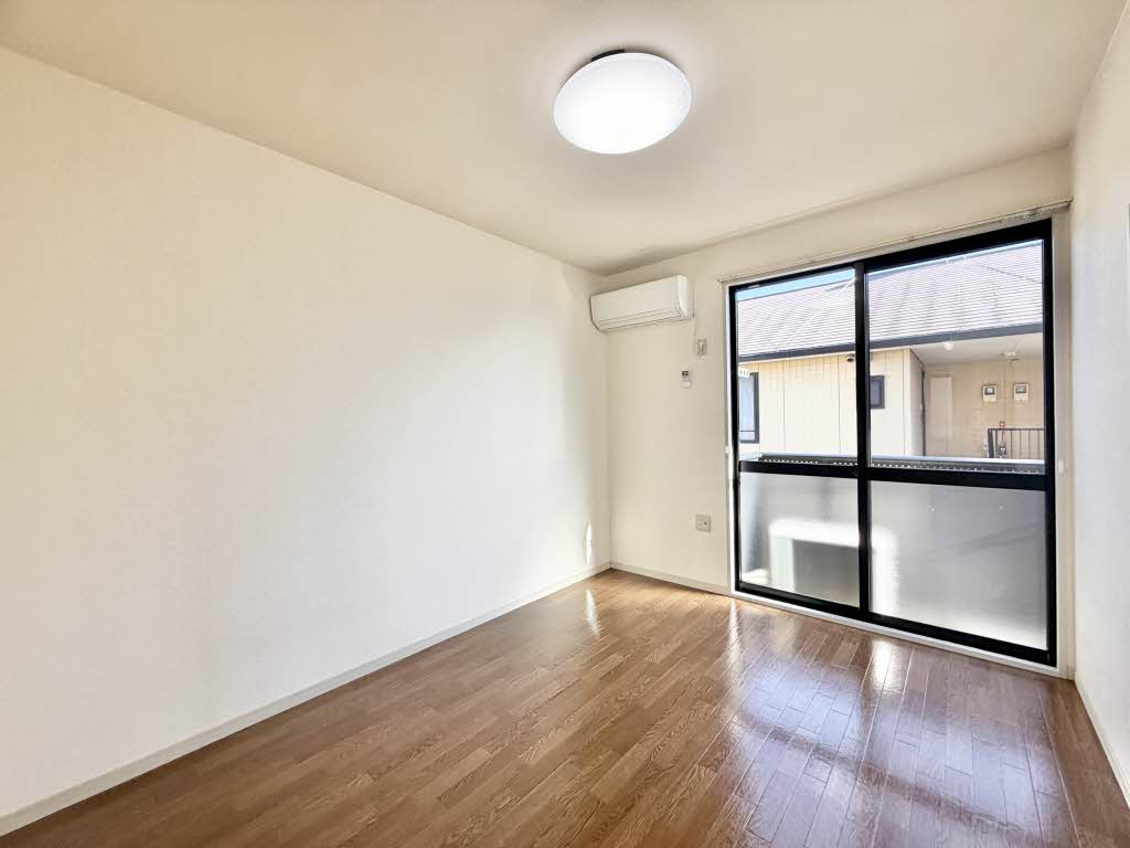 ソレイユ B201号-2