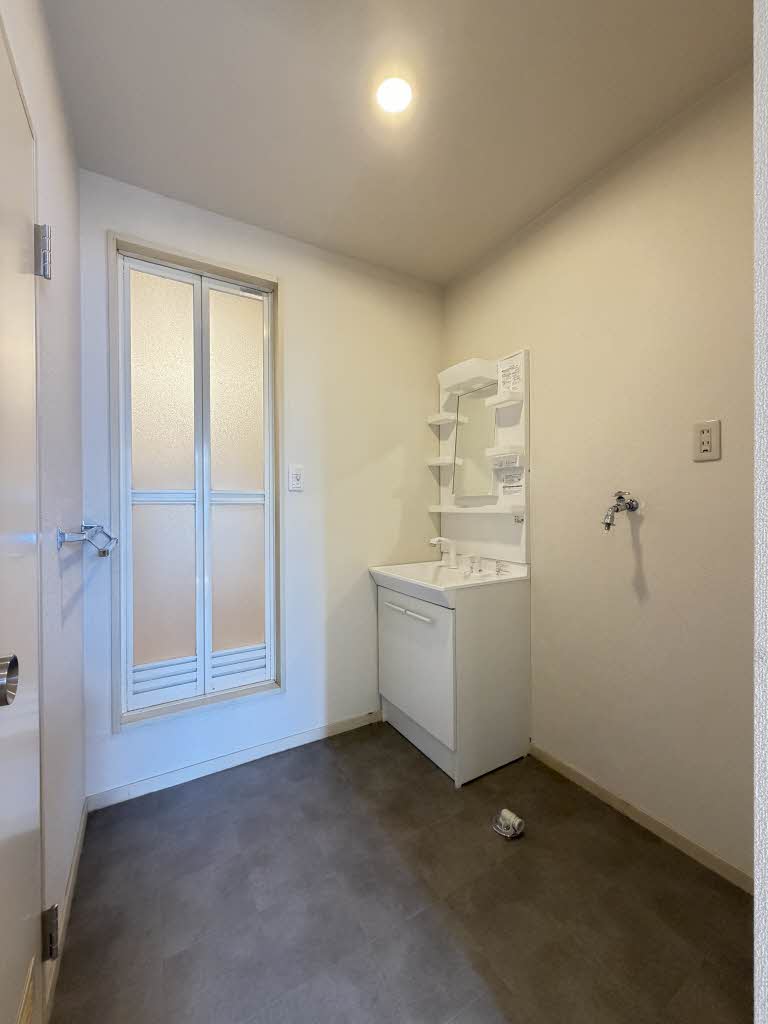 アベニューナオコＣ 0202号-8