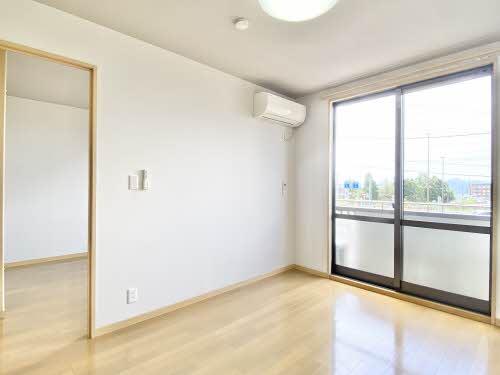 ワイハイツ東名 C101号-2