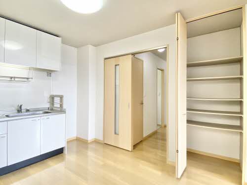 ワイハイツ東名 C101号-7