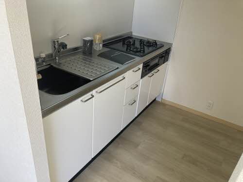 ファミーユスズキ F201号-2