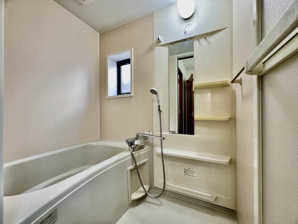 ヴィラデステ古庄 A102号-5