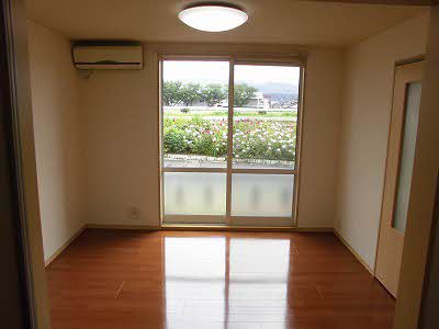 マメゾン　サクラ 0103号-8