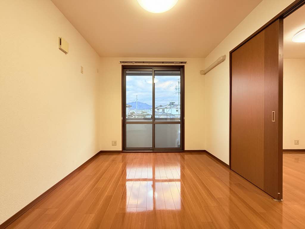 プレシール吉田 B101号-5