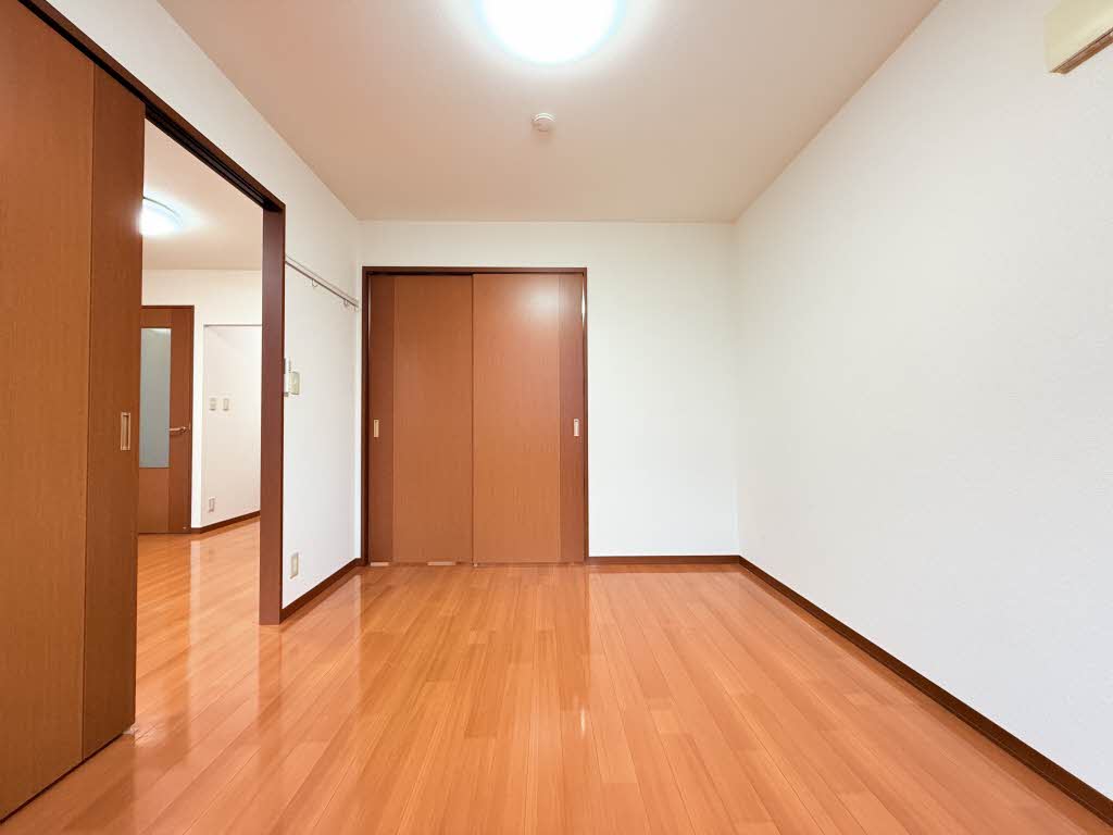 プレシール吉田 B101号-6