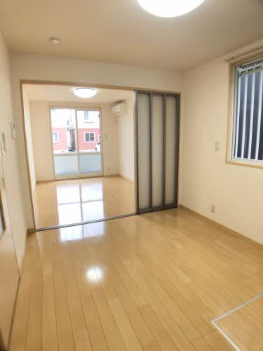 チャーリーズ B101号-2