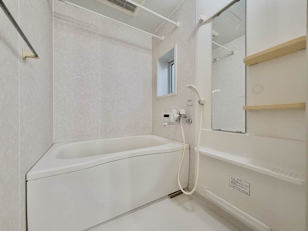 チャーリーズ B102号-11