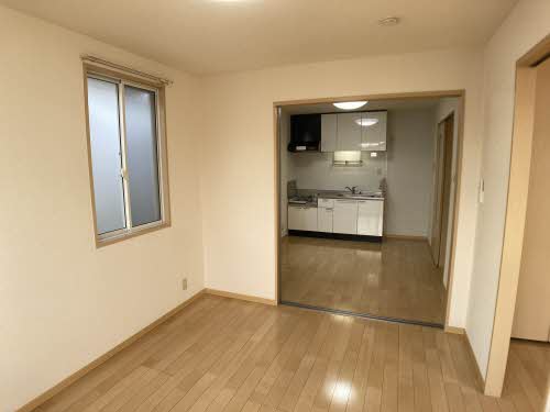 チャーリーズ B201号-2