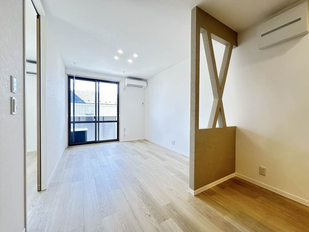 シャーメゾンハンバ C201号-1