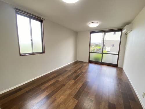 ルネシャリオ B102号-3