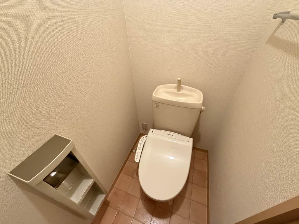 ヴィラ　クオーレ 0201号-6