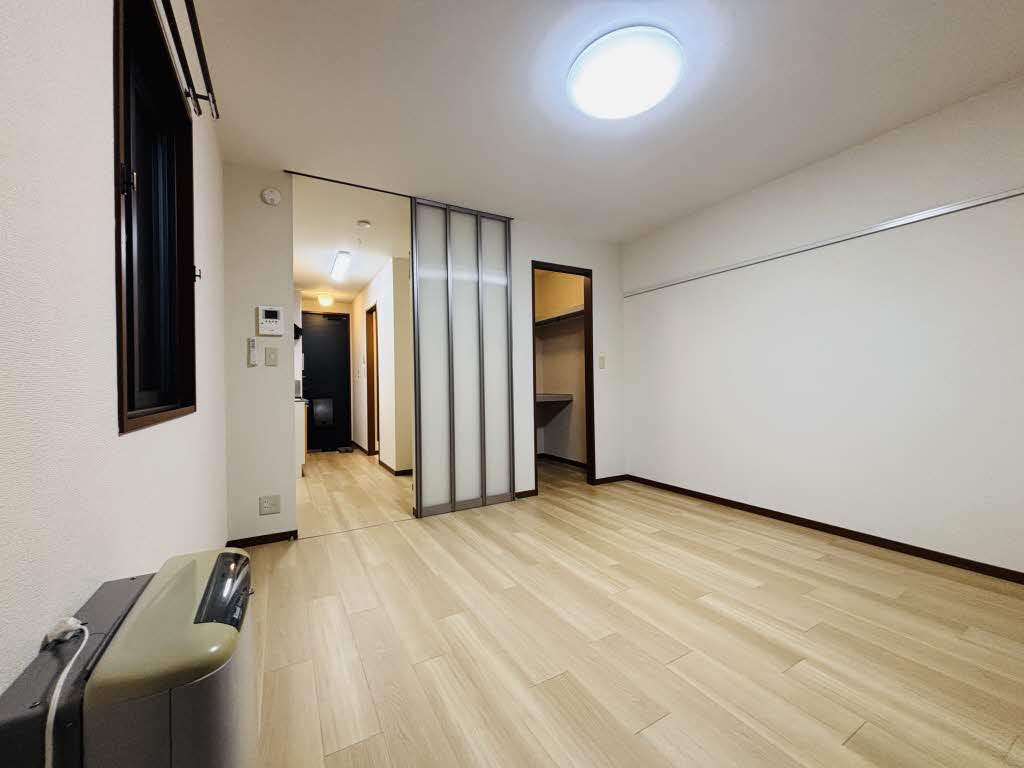 ヴィラエトワール B202号-3