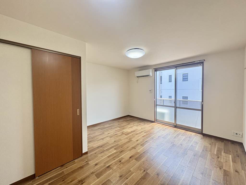 ルミエール三谷北 0203号-4