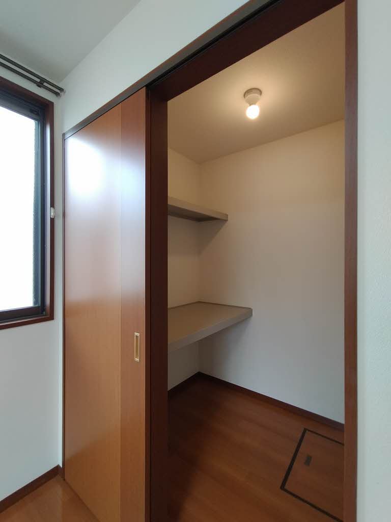 メゾンルミエール A101号-8