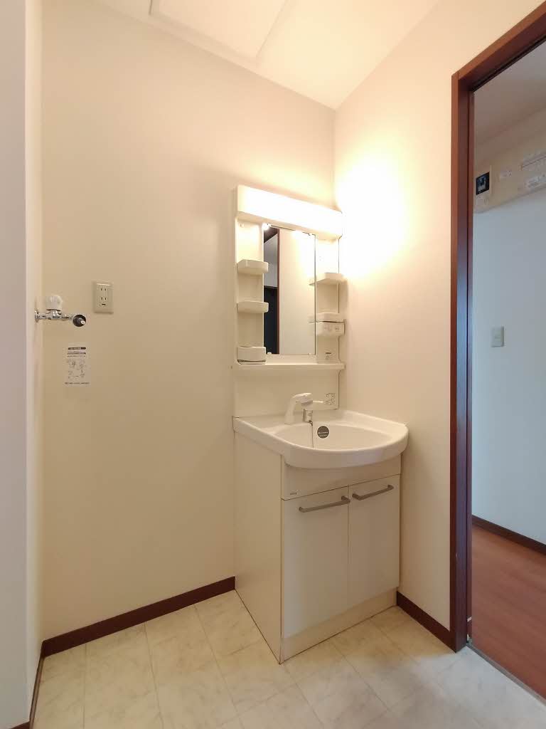 メゾンルミエール A101号-11