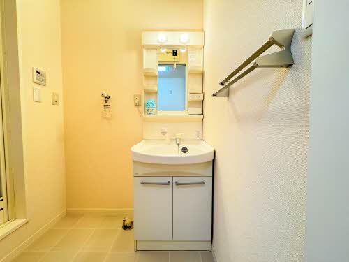 ディアス内川 E201号-9