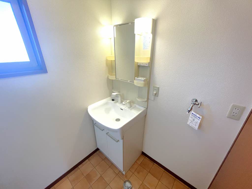 サンモリッツ A202号-13