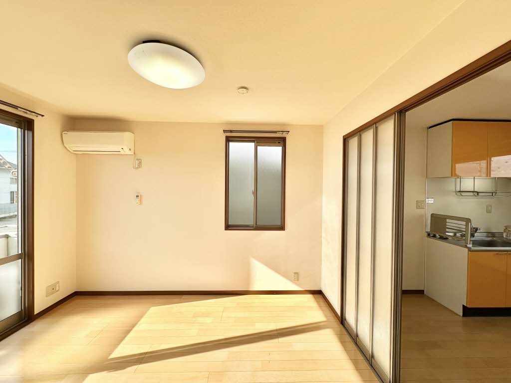 メ・ステッソ B202号-3