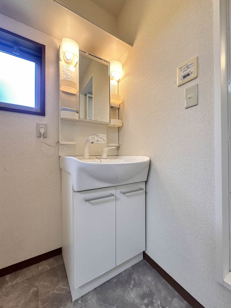 ヴィラシャンテ A202号-7