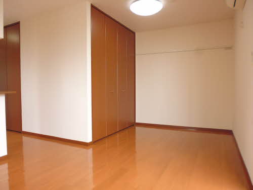 シャンテ西焼津Ｅ 0101号-8