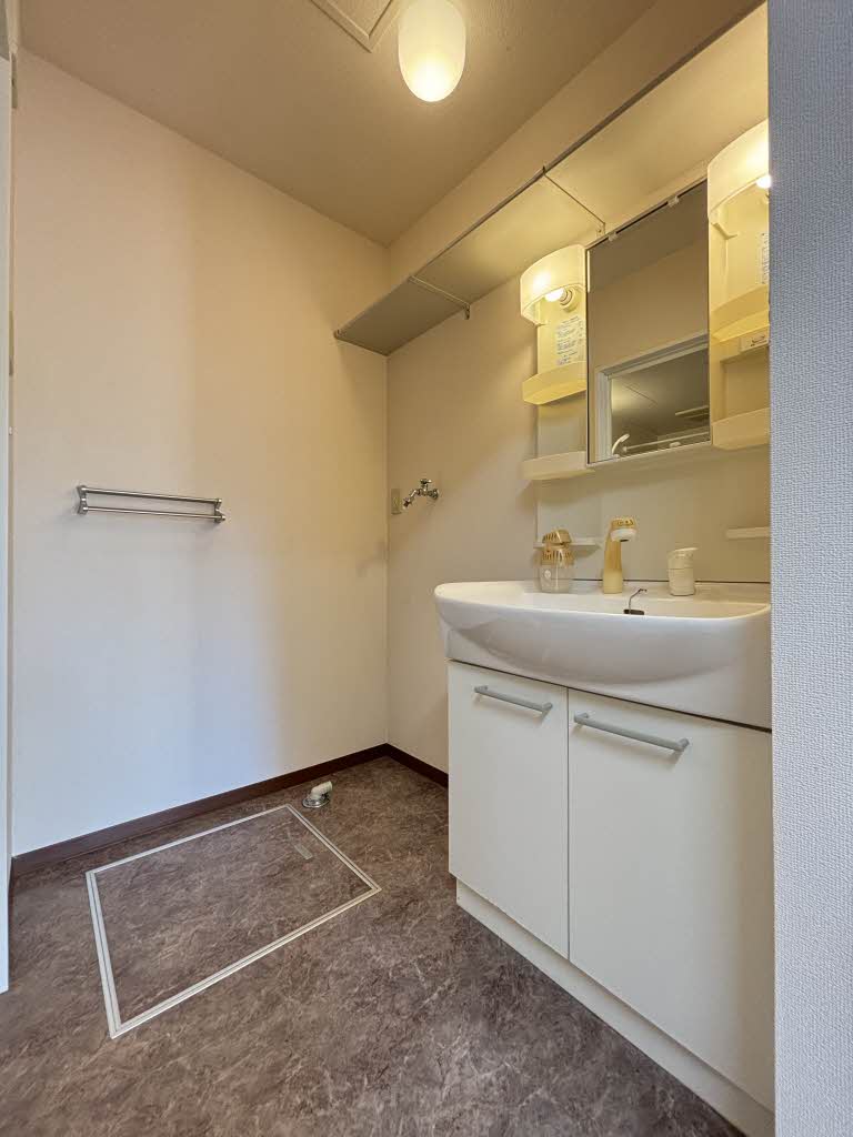 ＥＧＥＲＩＡ 0103号-5