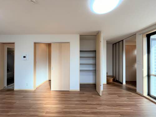 Ｃ’ｓファミリア前山 A101号-5