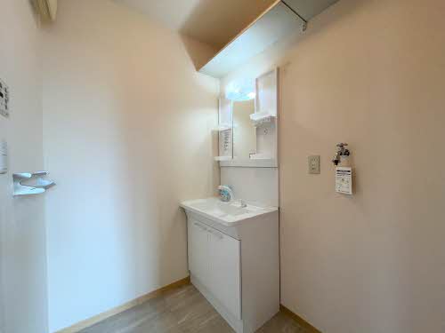 Ｃ’ｓファミリア前山 A101号-13