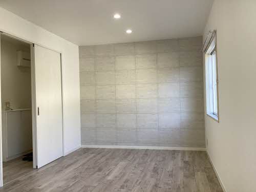 ファミール・プラザ A102号-3