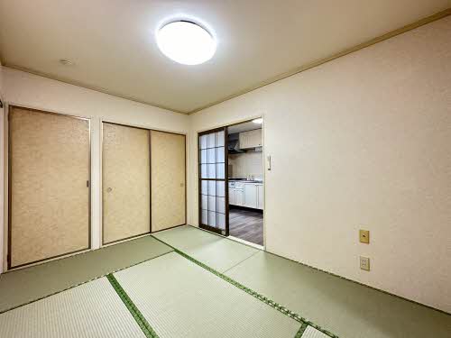 ファミール・プラザ A202号-8