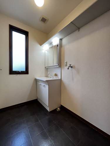 アビタシオントゥルワ C105号-14