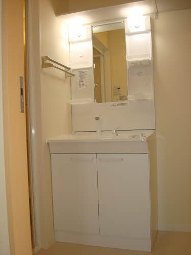 ナディア長折南 B101号-8