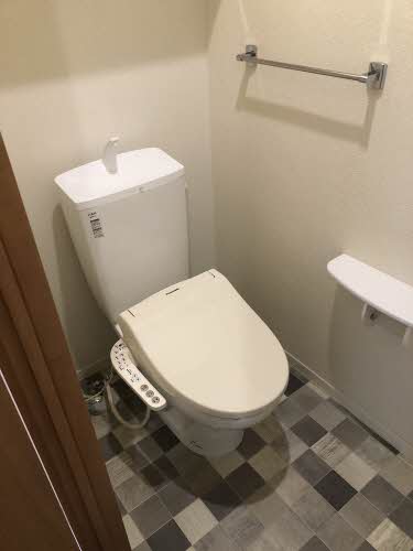 メゾン・ド・リラフォート B201号-8