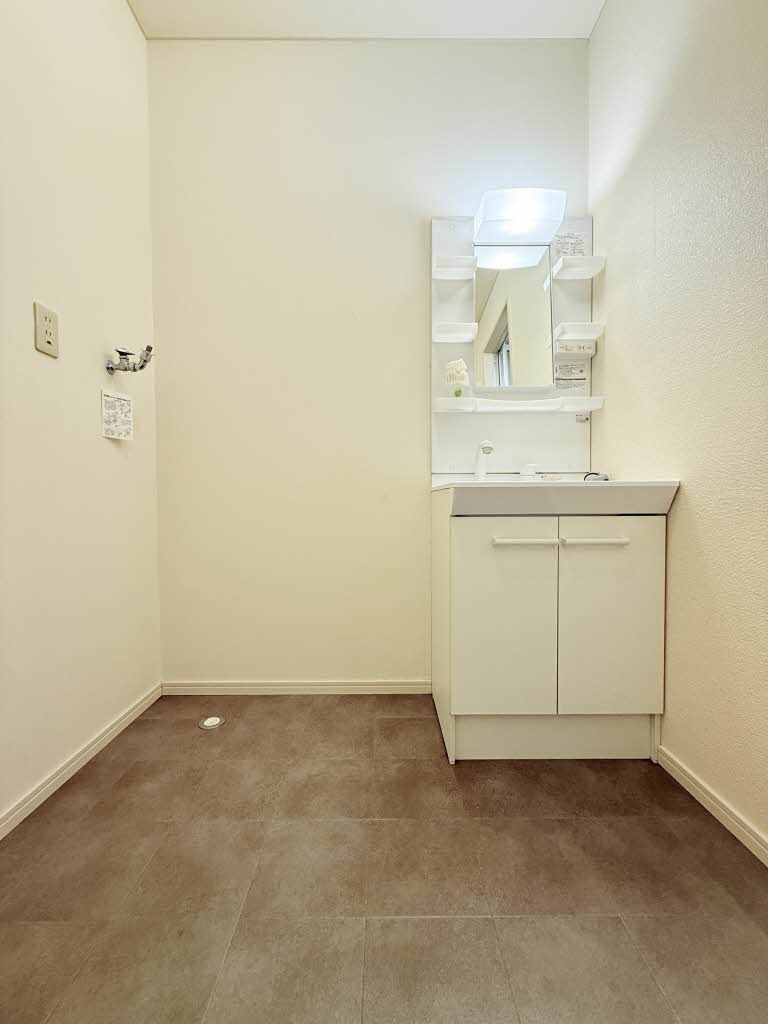 セントレージ三本柳 N102号-11