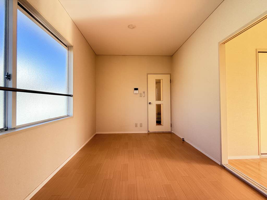 セントレージ三本柳 S201号-6