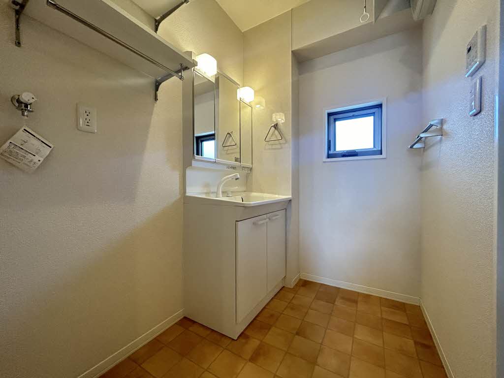 メゾン　コンフォール 0202号-13