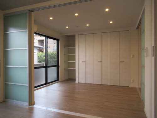 フレグランス本市場 B102号-2