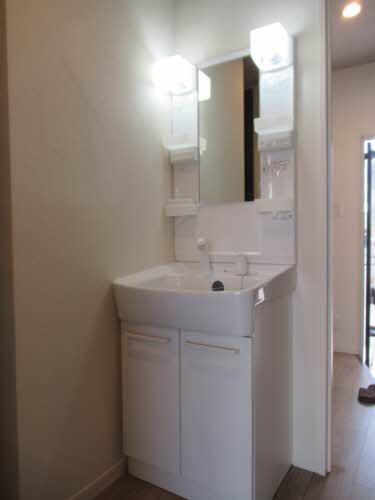 フレグランス本市場 B102号-11