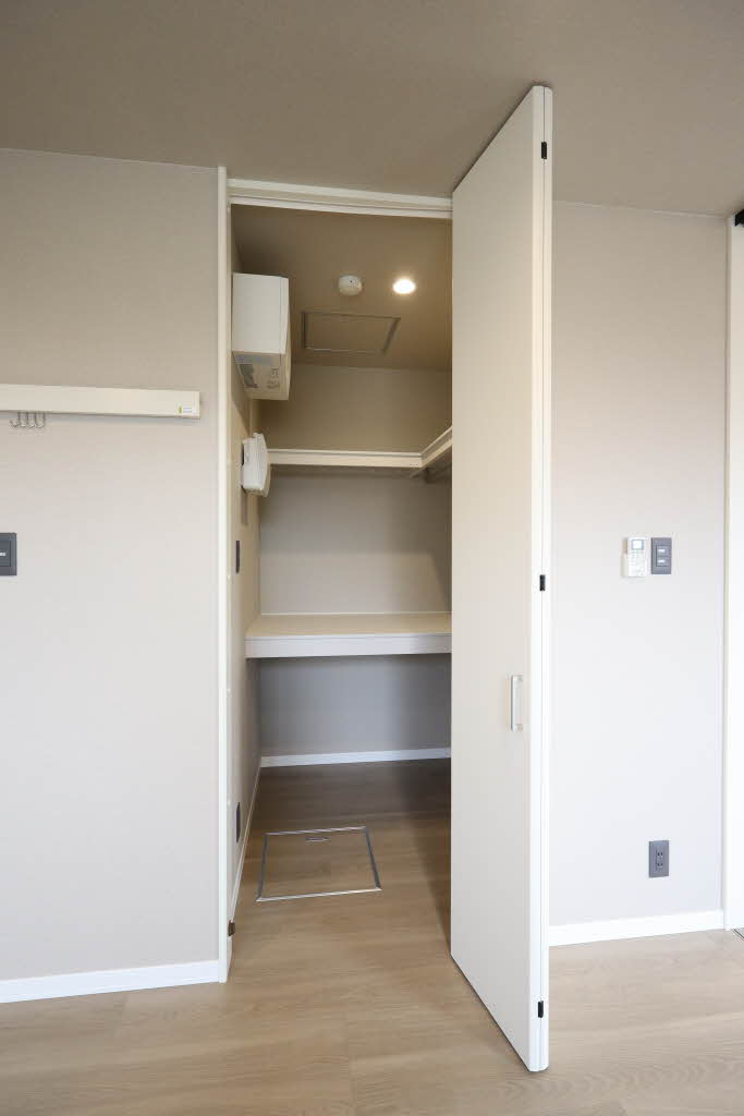 カーサ・レジデンス 0106号-6