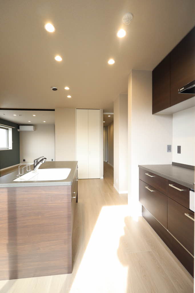 カーサ・レジデンス 0206号-9